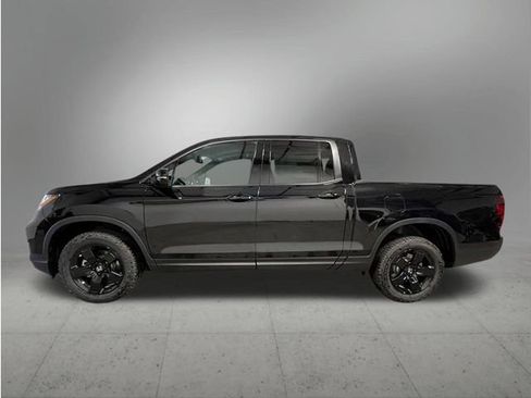 New 2026 Honda Ridgeline Black Edition image 2