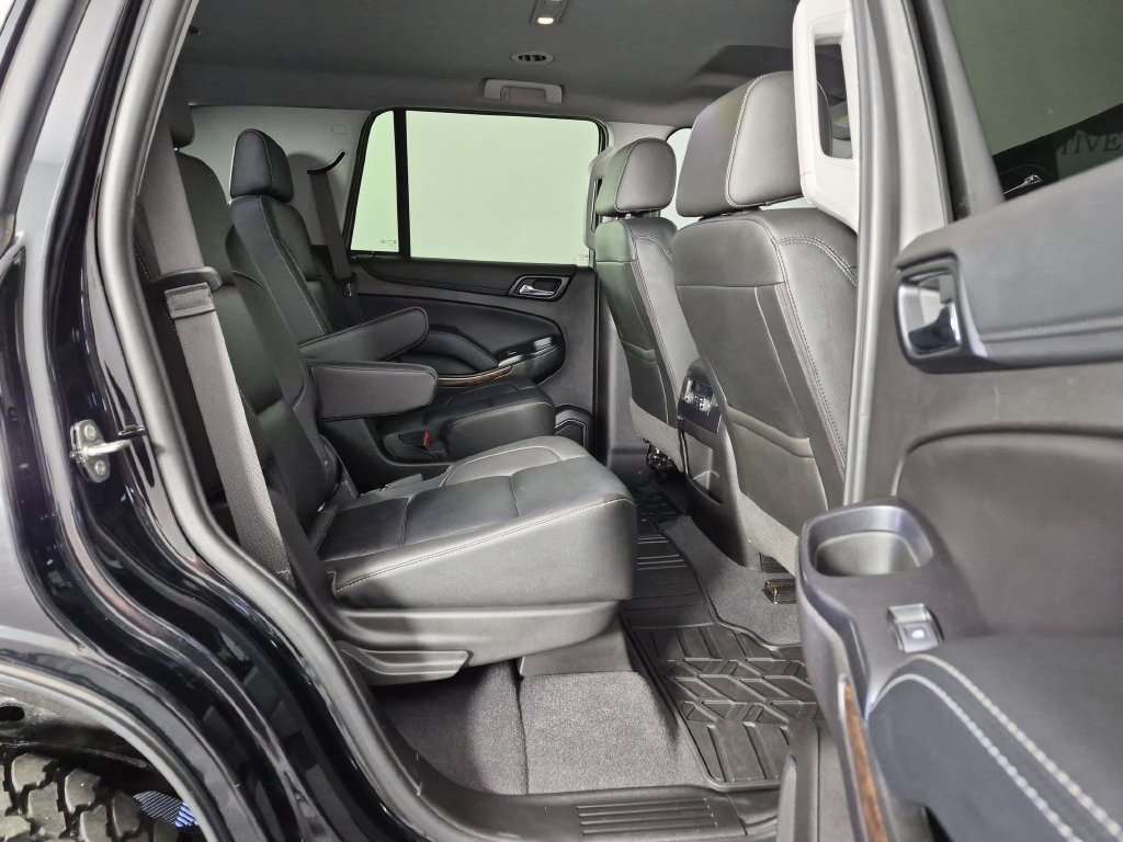 Used 2019 Chevrolet Tahoe LT w/ Z71 Midnight Edition AWD/4WD image 32
