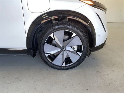 Certified 2024 Nissan Ariya AWD image 14
