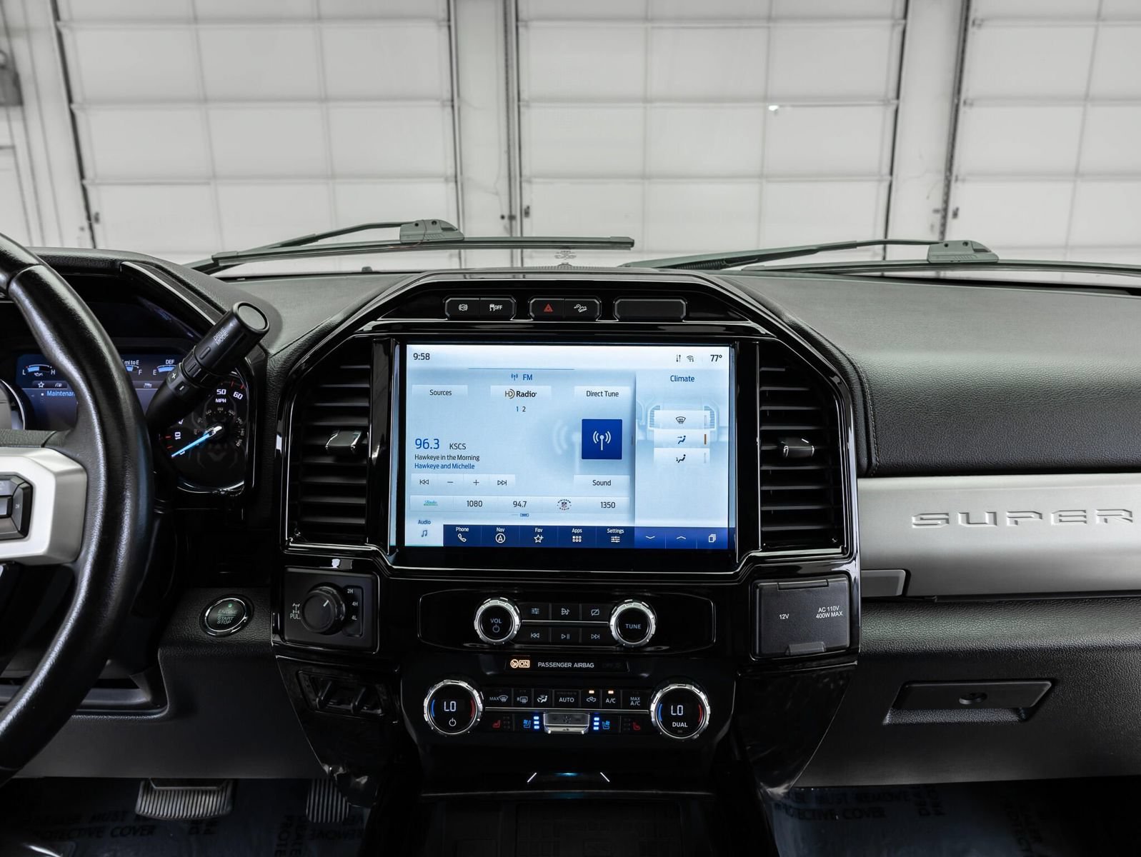 Used 2022 Ford F250 Lariat w/ Black Appearance Package AWD/4WD image 22