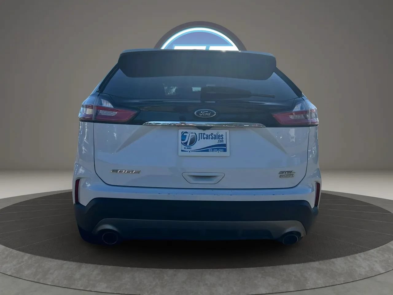 Used 2020 Ford Edge SEL FWD image 9