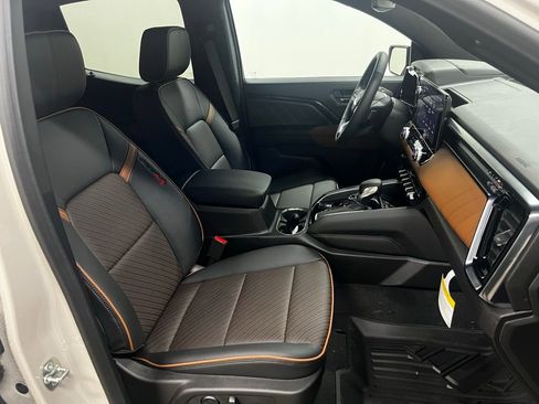 New 2026 GMC Canyon AT4 image 41