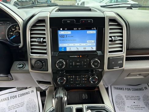 Used 2016 Ford F150 Lariat w/ Equipment Group 501A Mid RWD image 29