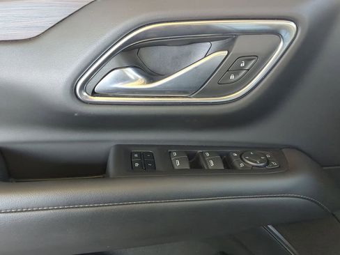 Used 2023 Chevrolet Tahoe Z71 w/ Luxury Package image 13