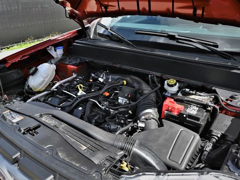 Used 2024 Ford Maverick Lariat AWD/4WD image 21