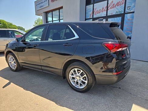 Used 2024 Chevrolet Equinox LT w/ Driver Convenience Package AWD/4WD image 8