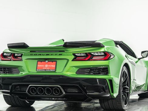 Used 2026 Chevrolet Corvette Z06 RWD image 9