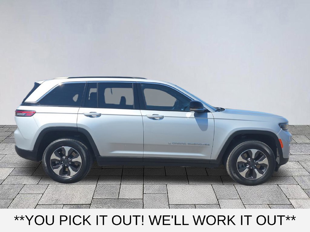 Used 2024 Jeep Grand Cherokee Limited 4xe AWD/4WD image 8