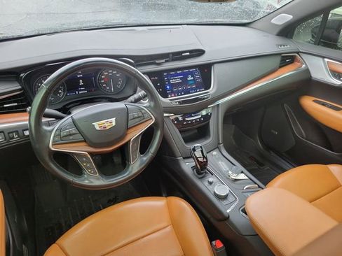Used 2024 Cadillac XT5 Premium Luxury w/ Technology Package image 25
