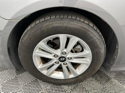 Used 2014 Hyundai Sonata GLS w/ Popular Equipment Group 2 image 9