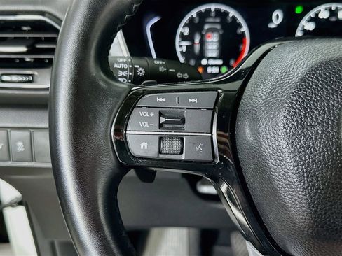 Used 2023 Honda Pilot Touring image 24