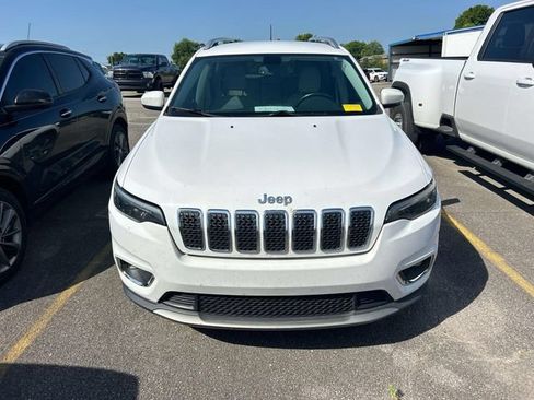 Used 2019 Jeep Cherokee Limited FWD image 7