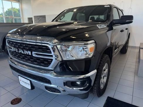 Used 2024 RAM 1500 Big Horn AWD/4WD image 37