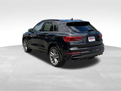 Used 2023 Audi Q3 2.0T Premium Plus w/ Premium Plus Package AWD/4WD image 5