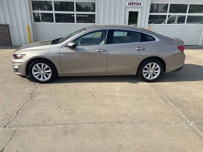 Used 2025 Chevrolet Malibu LT