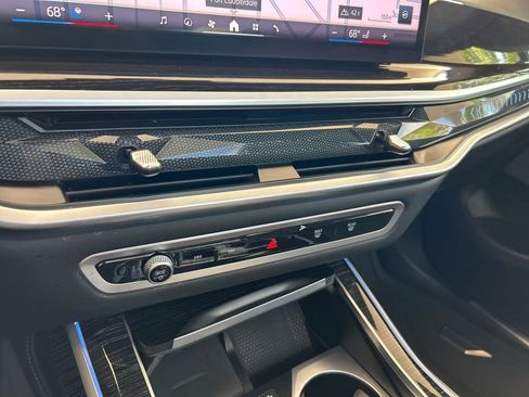 Used 2024 BMW X7 xDrive40i w/ M Sport Package image 67