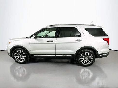 Used 2018 Ford Explorer Platinum AWD/4WD image 8