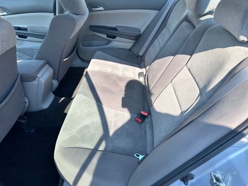 Used 2010 Honda Accord LX image 6