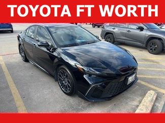 Used 2025 Toyota Camry SE w/ Multimedia Upgrade Package FWD video 1