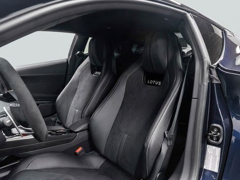 New 2025 Lotus Emira image 8