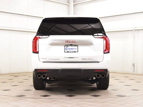 Used 2024 GMC Yukon XL Denali AWD/4WD image 7