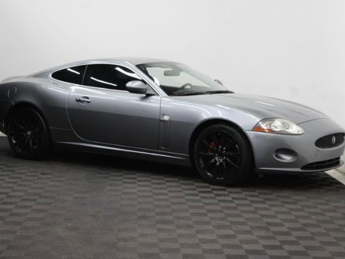 Used 2009 Jaguar XK Coupe RWD image 4
