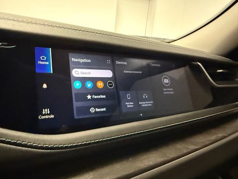 Used 2022 Jeep Grand Cherokee L Limited w/ Black Appearance Package image 41