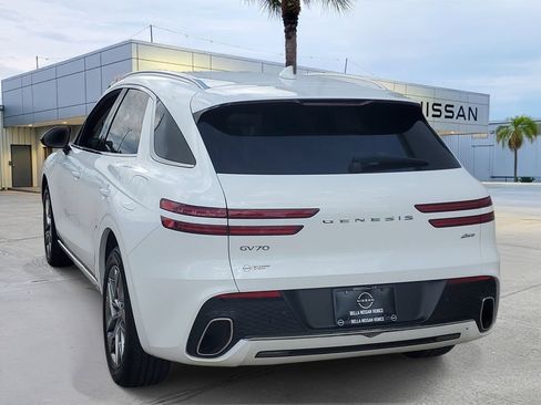 Used 2025 Genesis GV70 2.5T AWD/4WD image 5