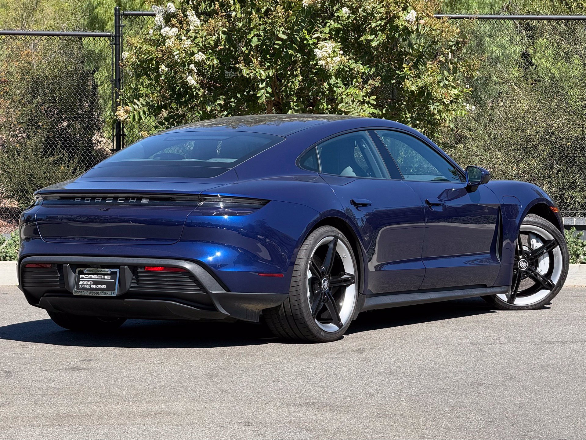 Certified 2023 Porsche Taycan 4S AWD/4WD image 7