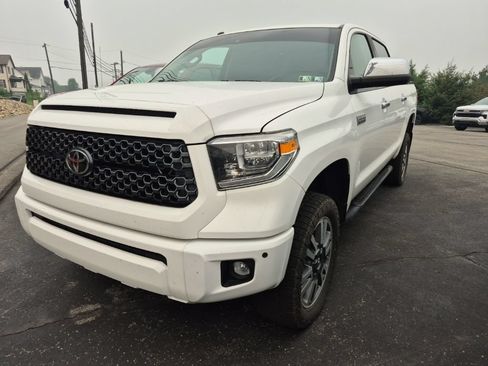 Used 2019 Toyota Tundra Platinum AWD/4WD image 3