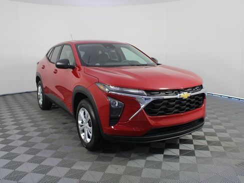 New 2026 Chevrolet Trax LS image 25