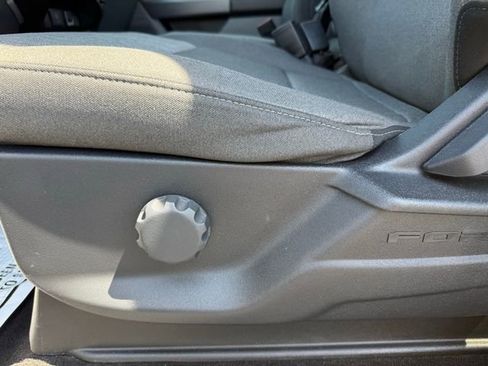 Used 2022 Ford F150 XLT w/ XTR Package image 12