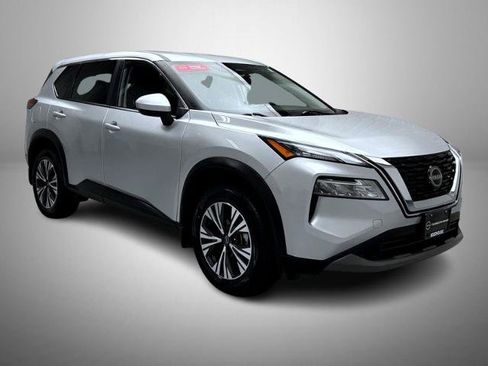 Certified 2023 Nissan Rogue SV AWD/4WD image 3