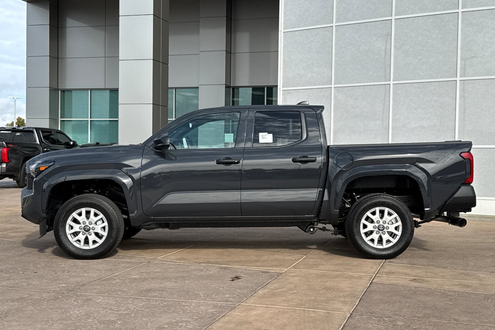 New 2026 Toyota Tacoma SR AWD/4WD image 7