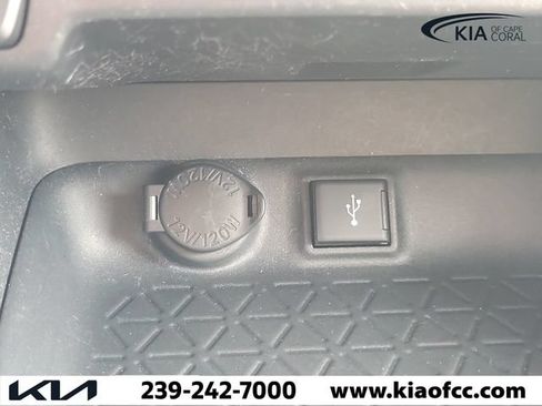 Used 2020 Toyota RAV4 LE w/ All Weather Liner Package AWD/4WD image 28