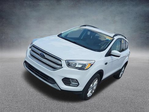 Used 2018 Ford Escape SE w/ SE Sync 3 Package AWD/4WD image 41