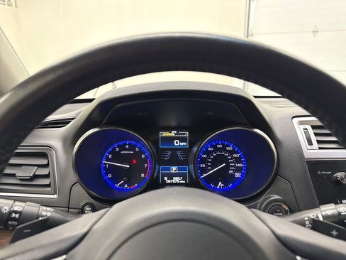 Used 2015 Subaru Outback 3.6R Limited AWD/4WD image 15
