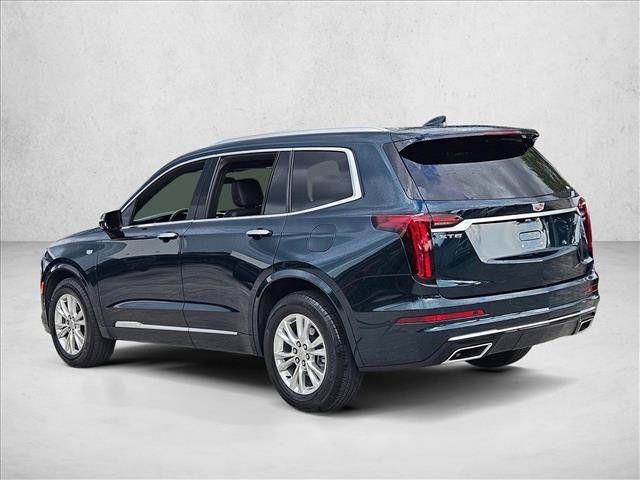 Used 2025 Cadillac XT6 Luxury FWD image 7