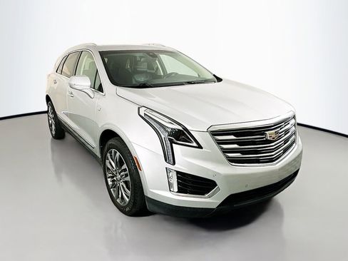 Used 2018 Cadillac XT5 Premium Luxury FWD image 1