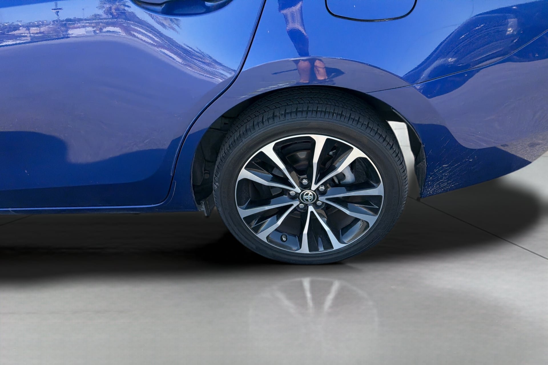 Used 2019 Toyota Corolla SE w/ Protection Package FWD image 37