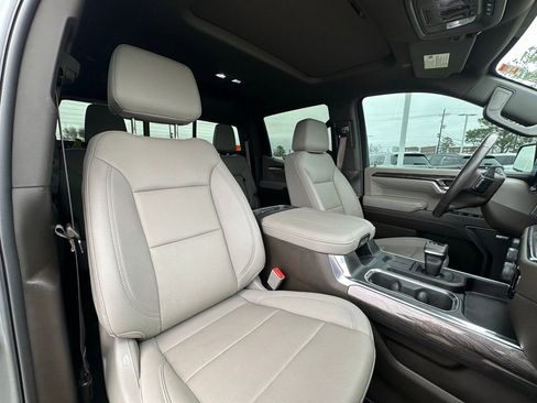 Used 2023 Chevrolet Silverado 1500 LTZ w/ LTZ Convenience Package II image 32