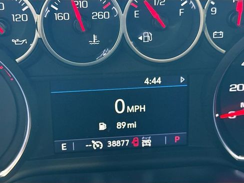 Used 2021 Chevrolet Silverado 1500 LT image 13