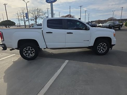 Used 2022 GMC Canyon AT4 w/ Trailering Package image 6