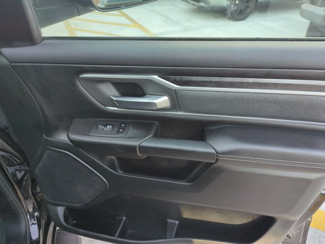 Used 2020 RAM 1500 Big Horn AWD/4WD image 25