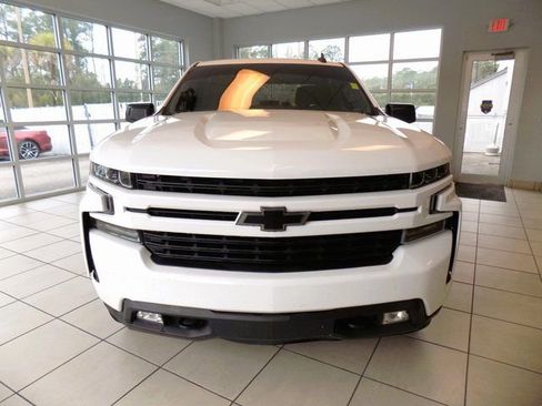 Used 2021 Chevrolet Silverado 1500 RST w/ Z71 Off-Road Package AWD/4WD image 2