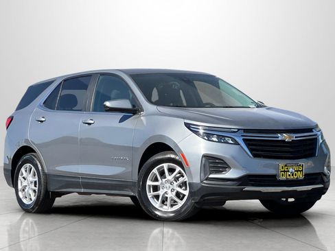 Used 2024 Chevrolet Equinox LT image 2