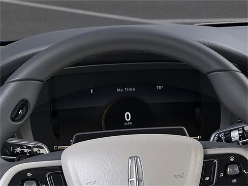 New 2026 Lincoln Corsair Premiere AWD/4WD image 13