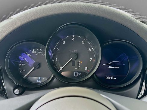 New 2026 Porsche Macan AWD/4WD image 15