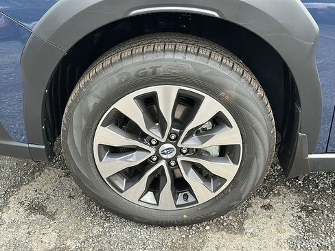 New 2025 Subaru Outback Limited image 5