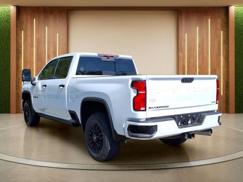 Certified 2024 Chevrolet Silverado 2500 LTZ w/ LTZ Plus Package AWD/4WD image 30
